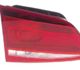 FANALE P/DX INT VW PASSAT SW 10/10>