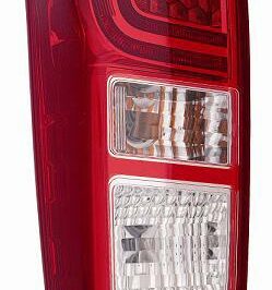 GR OTTICO P/SX A LED ISUZU D-MAX  07/17>