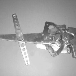 ALZAV.EL.A/DX TOY.HILUX 4P 05>