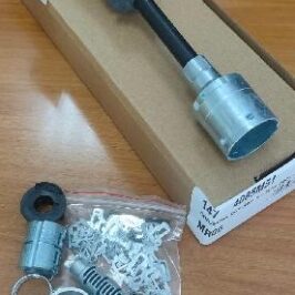 CHIUSURA COF.ANT.C-MAX 2003-2010 CON CILINDR. S/CHIAVE  lungo 19cm