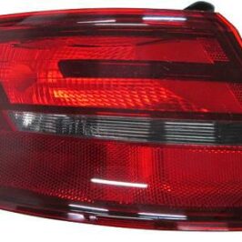 GR OTTICO P/DX EST AUDI A3 5P 04/12>
