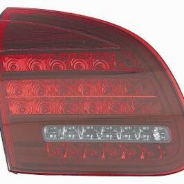 FANALE P/DX INT A LED FONDO SCURO PORSCHE  CAYENNE 01/10>