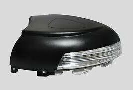 FANALE RETROVISORE DX SKODA YETI 01/10>