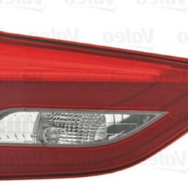 FANALE P/DX INT TOYOTA AVENSIS 4P/SW 05/15>