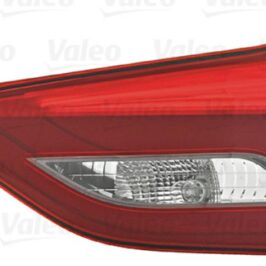 FANALE P/SX INT TOYOTA AVENSIS 4P/SW 05/15>