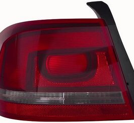 GR OTTICO P/SX EST ROSSO SCURO VW PASSAT 10/10>