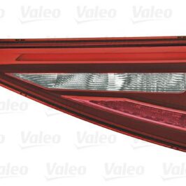FANALE P/DX INT LED INFINITI Q30 01/16>
